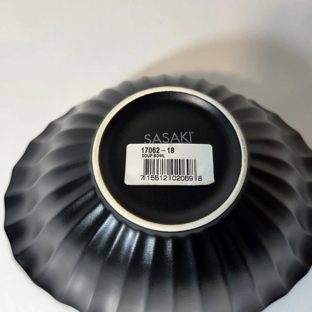 SASAKI  DYNASTY BLACK GLOSSY SERVING SOUP BOWL #17062